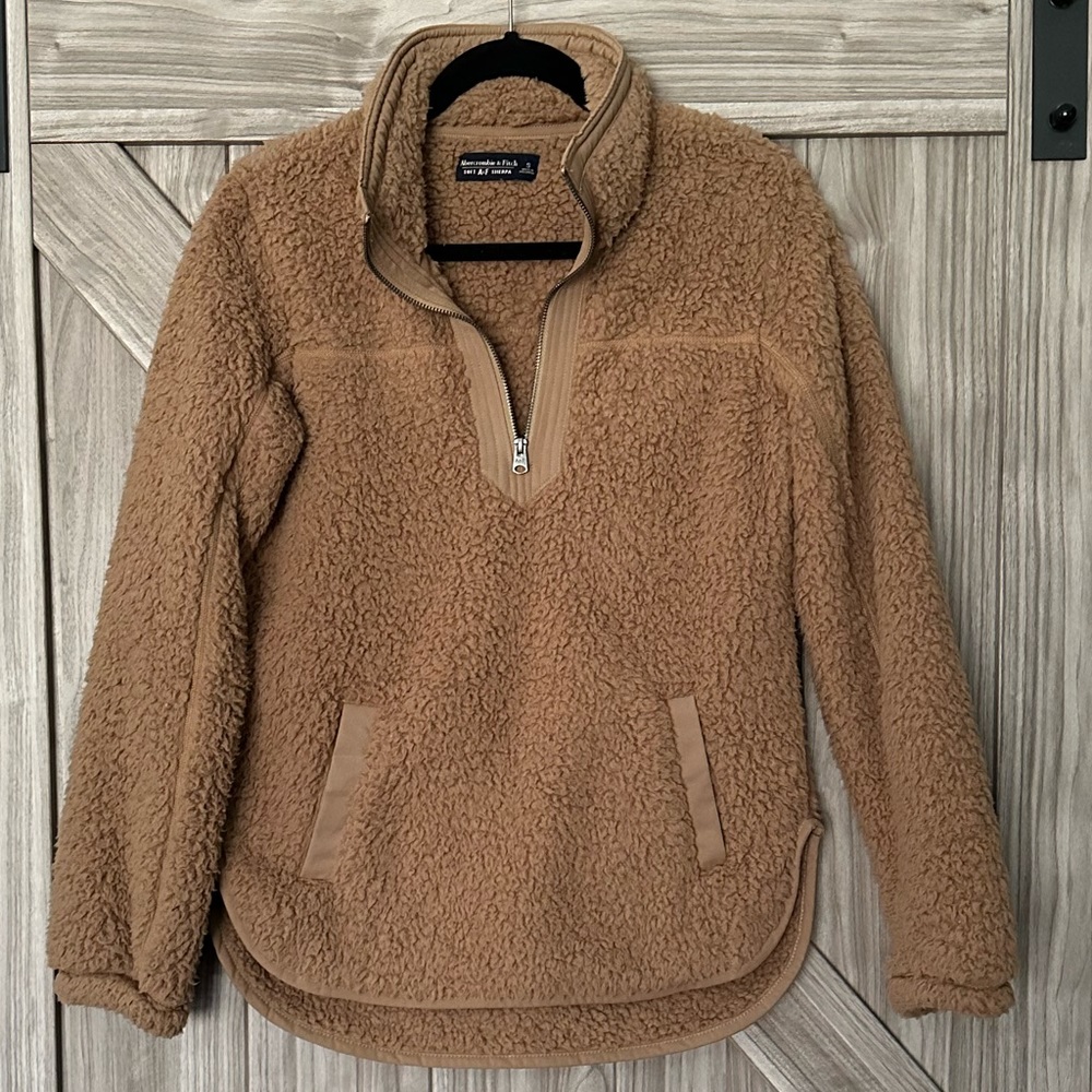 Abercrombie and Fitch Women’s Essential Sherpa Fleece